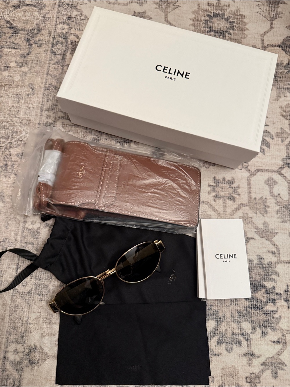 AUTHENTIC! Celine Triomphe Gold Frame Sunglasses - Picture 4 of 9